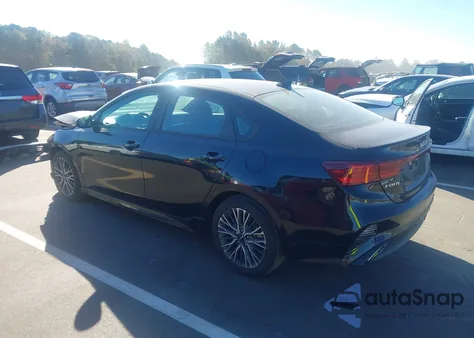 2024 Kia Forte Gt-Line z USA, uszkodzony, nr VIN 3KPF54AD7RE691715